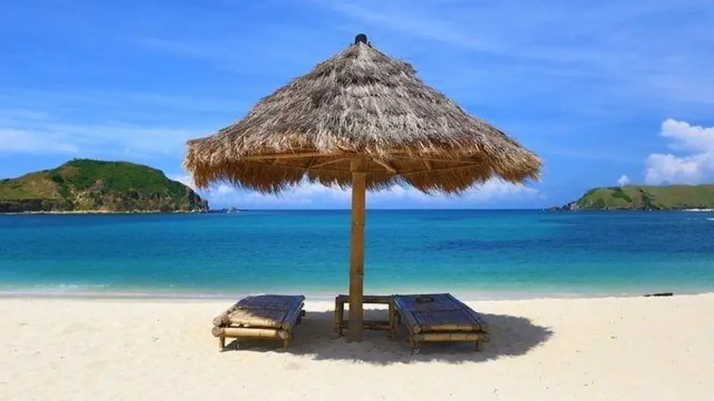 Tanjung Aan Beach Warung