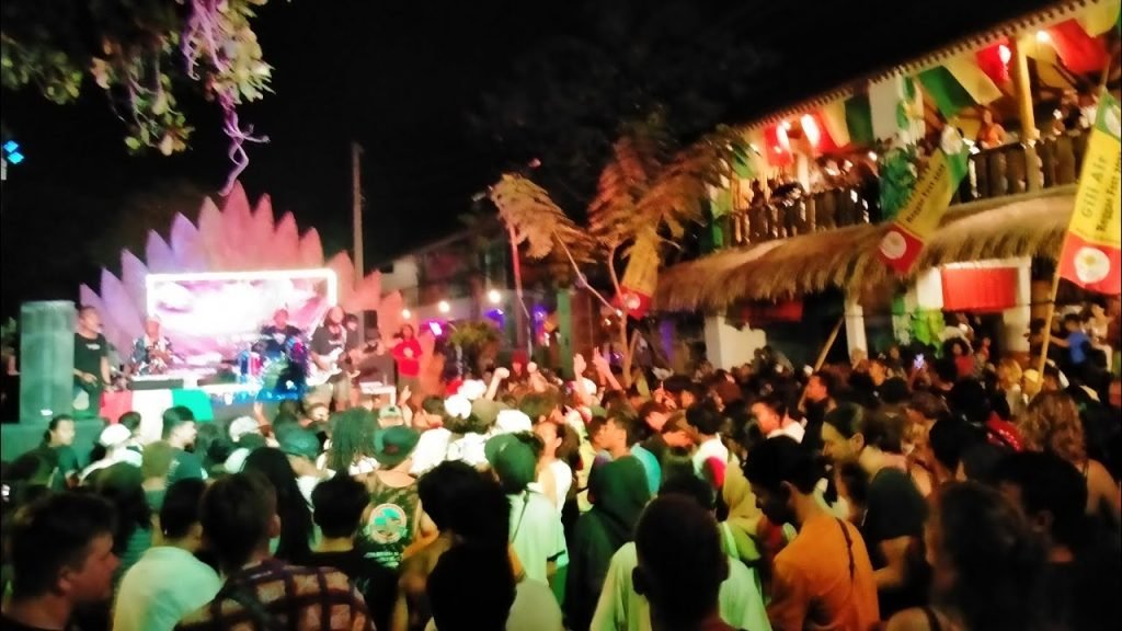 Gili Air party