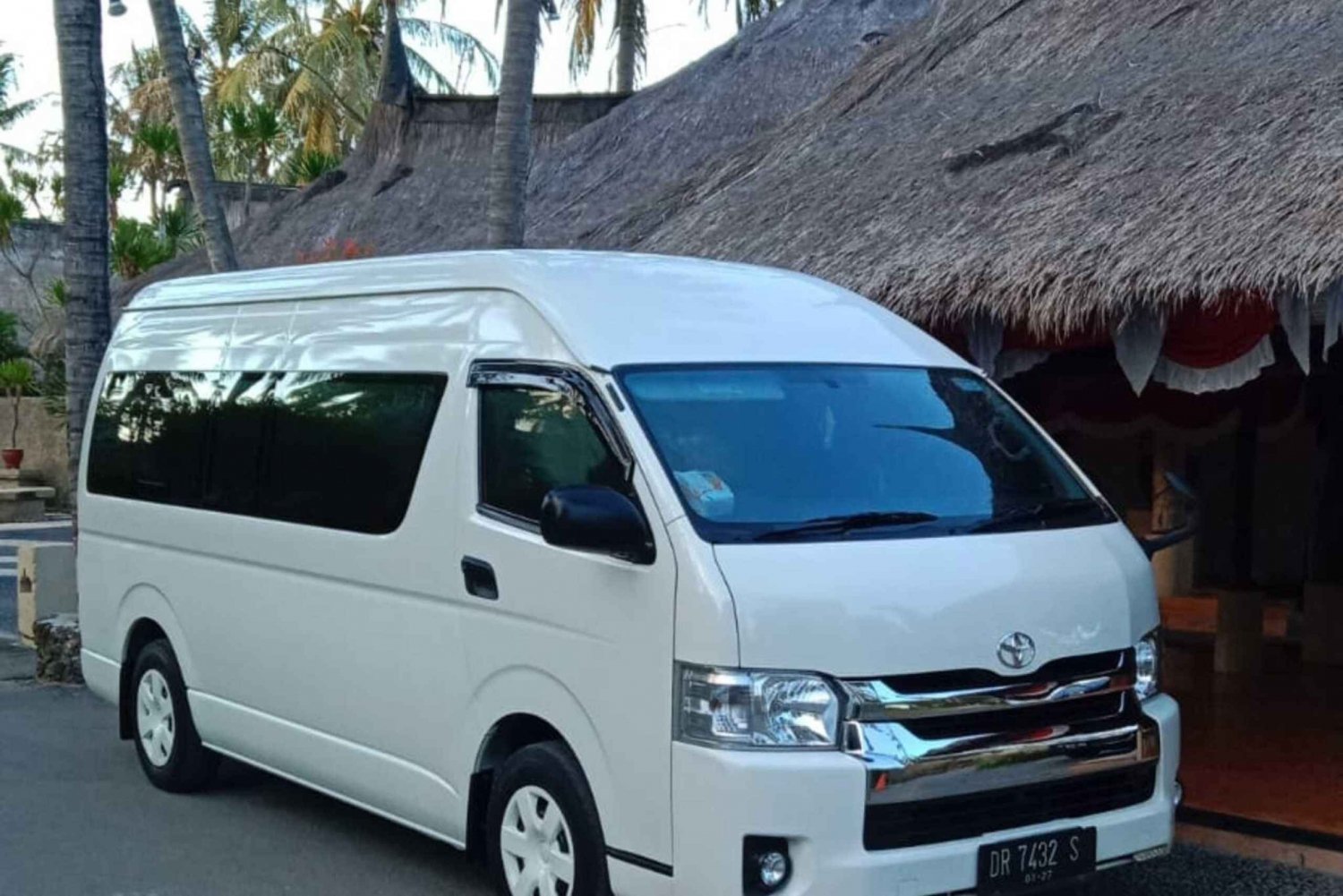 Lombok private transport