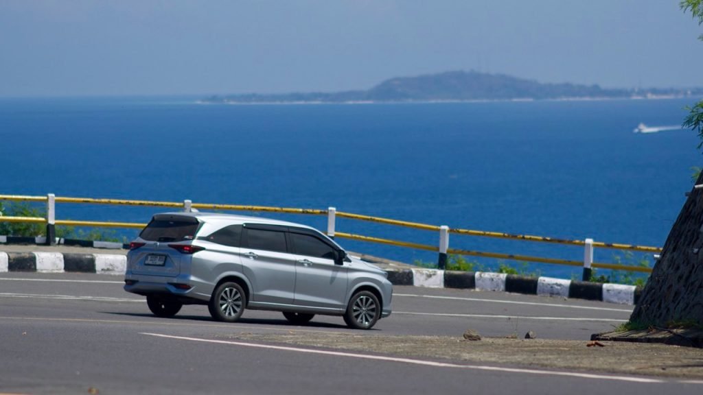 car rental with driver