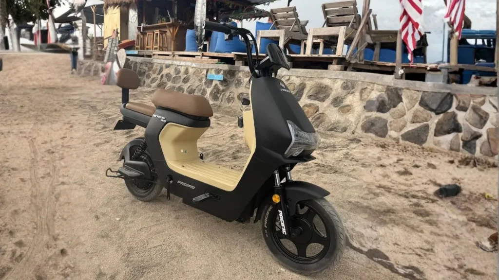 Gili Trawangan electric scooter