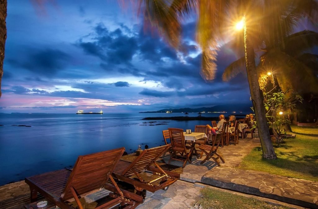 Gili Gede nightlife