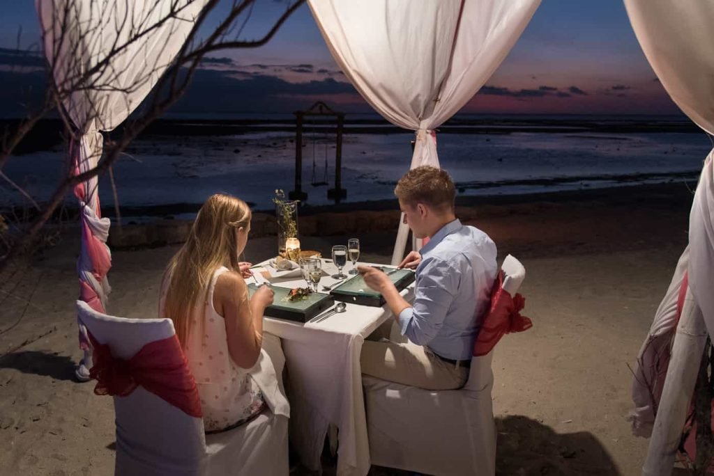 Gili Meno romantic dinner