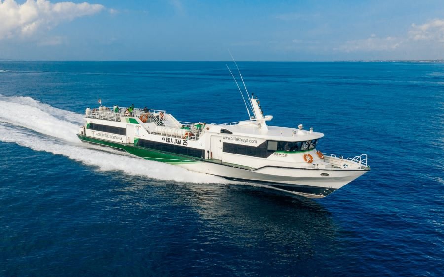 Bali to Lombok by boat-1