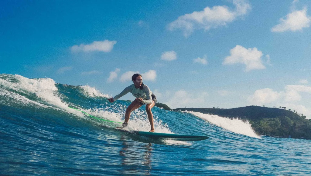Selong Belanak surf school