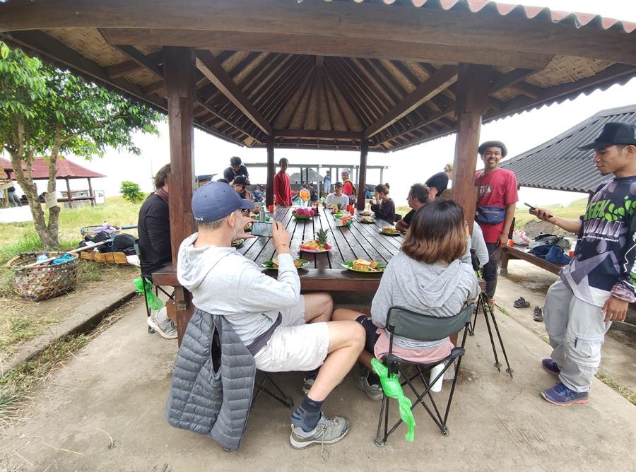 Sembalun base camp